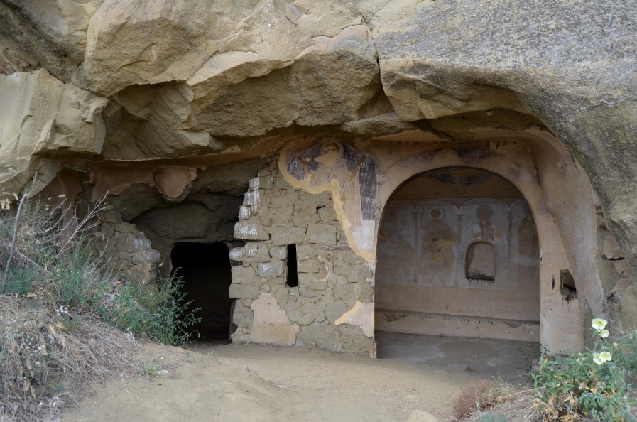 Una de las capillas del monasterio de Udabno que conserva frescos en su interior