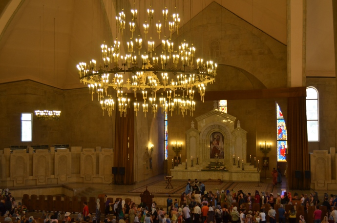 Interior de la catedral de San Gregorio el Iluminador